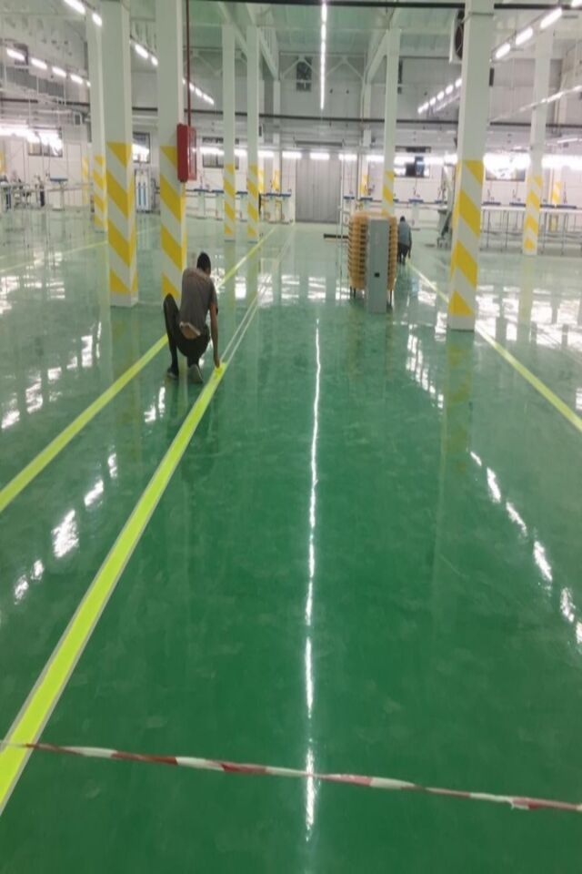 Isonem Shine Floor 4.5 Kg Set (KIRMIZI)