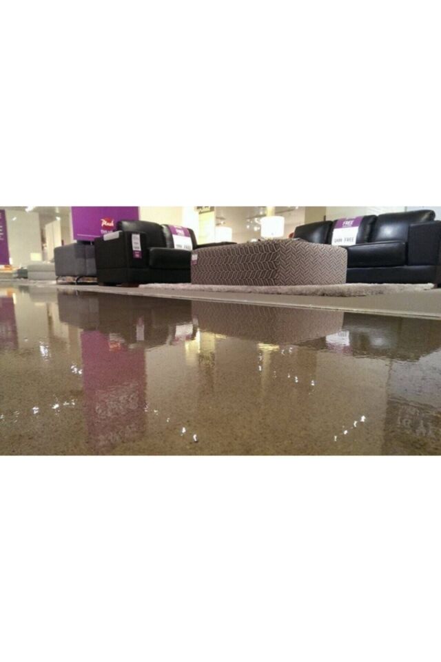 Liquid Glass Sıvı Cam Şeffaf Ve Parlak Su Izolasyonu 4 Kg